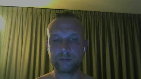 sence08 online show from February 6, 2026, 6:44 pm