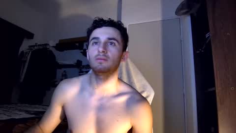 Snapshot of senitzzu chatting on February 24, 2025, 3:23 am PAJACONTROL online show from February 24, 2025, 3:23 am