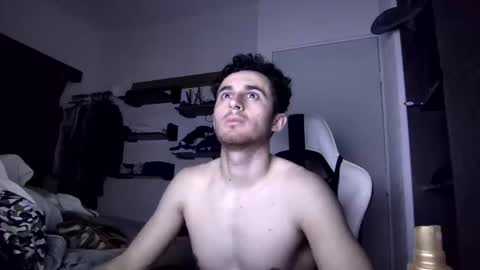 Snapshot of senitzzu chatting on March 5, 2025, 3:08 am PAJACONTROL online show from March 5, 2025, 3:08 am