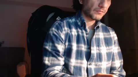 senorneby online show from November 25, 2025, 5:57 pm