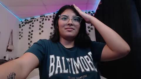 Camille and sophie online show from February 16, 2025, 4:20 am