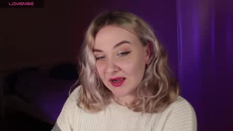 Snapshot of sensual_girrrl chatting on February 16, 2026, 11:45 pm Ilona online show from February 16, 2026, 11:45 pm