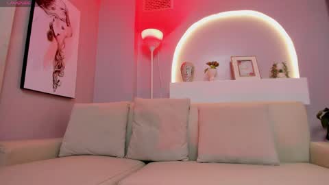 sensual_shanel online show from April 16, 2026, 2:23 am