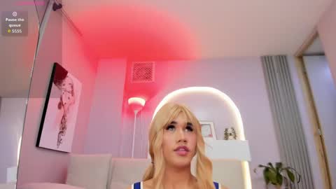 sensual_shanel online show from April 29, 2026, 3:32 am