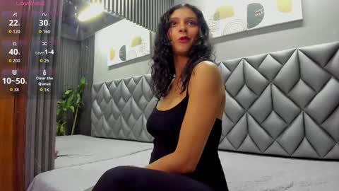 sensual_shantal online show from October 23, 2025, 1:10 pm