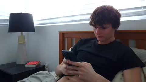 Cam online show from February 13, 2025, 8:24 pm