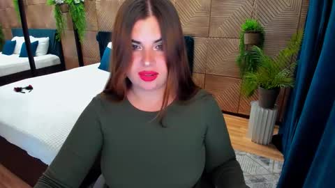 Becca online show from September 23, 2025, 8:01 pm