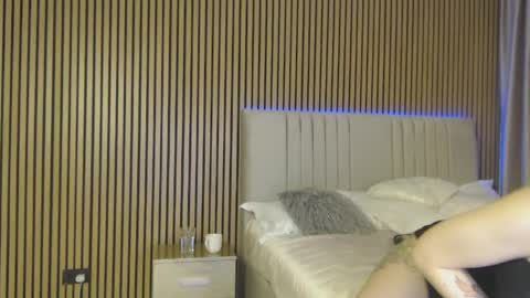 Snapshot of sensualhallie chatting on May 1, 2026, 12:10 pm Hallie online show from May 1, 2026, 12:10 pm