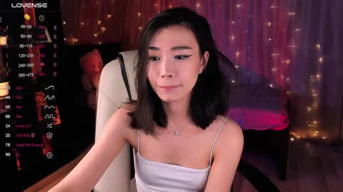 Kiki online show from December 28, 2024, 9:40 pm