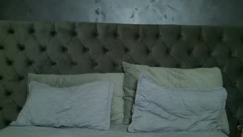 Alya online show from April 18, 2026, 2:04 am