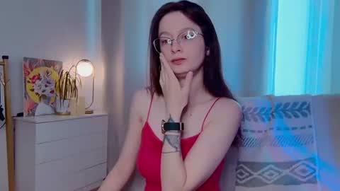 sensuallucy233 online show from June 16, 2026, 6:27 am