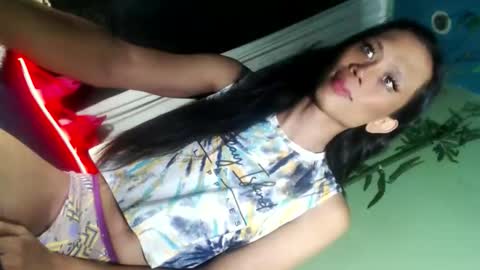 senyora_evangelista online show from May 12, 2026, 12:24 pm