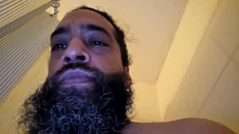 Snapshot of serani02 chatting on January 9, 2026, 7:44 am Serani online show from January 9, 2026, 7:44 am