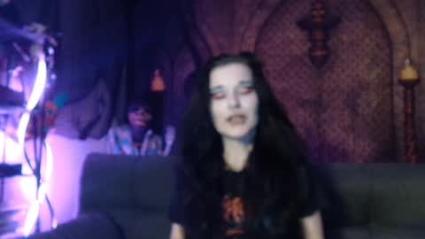 Seraphin Munster online show from October 15, 2025, 6:41 pm