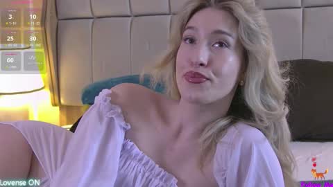 Serena online show from January 18, 2026, 11:47 am