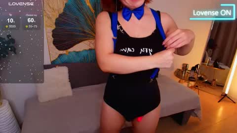 Serena online show from October 17, 2025, 6:27 am