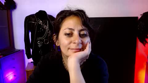 Serena Xyz online show from September 21, 2025, 3:24 pm