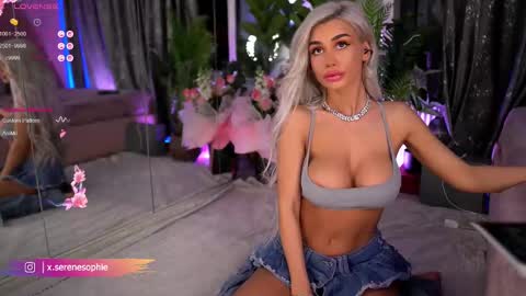 Serene Sophiex online show from February 26, 2025, 8:44 pm