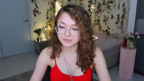 Ophelia online show from February 5, 2026, 4:11 pm