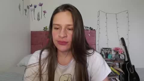 Snapshot of serenity_crystal chatting on December 27, 2024, 9:54 pm serenity_crystal online show from December 27, 2024, 9:54 pm