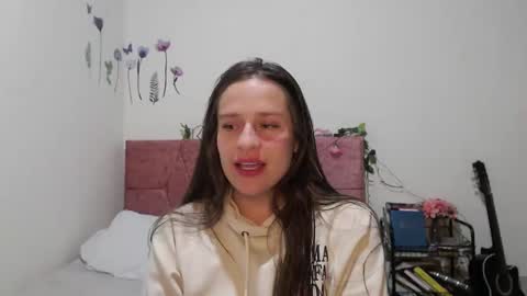 Snapshot of serenity_crystal chatting on February 3, 2025, 11:58 pm serenity_crystal online show from February 3, 2025, 11:58 pm