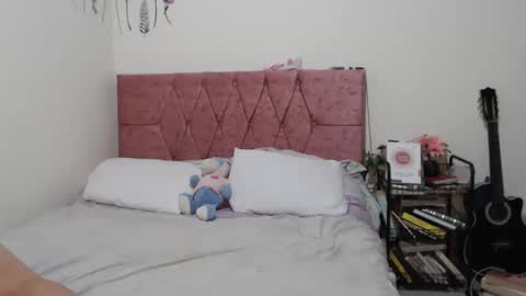 Snapshot of serenity_crystal chatting on March 11, 2025, 11:04 pm serenity_crystal online show from March 11, 2025, 11:04 pm