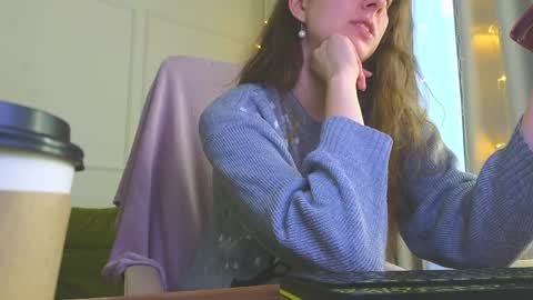 Hey Guys and Girls non-binary personalities  Im Sereta online show from December 17, 2024, 10:23 am