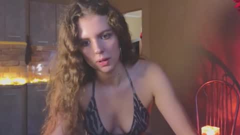 Hey Guys and Girls non-binary personalities  Im Sereta online show from November 7, 2025, 10:59 am