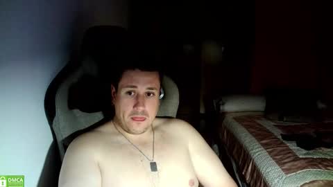 Snapshot of sergio95n chatting on October 5, 2025, 8:40 pm Pollos online show from October 5, 2025, 8:40 pm