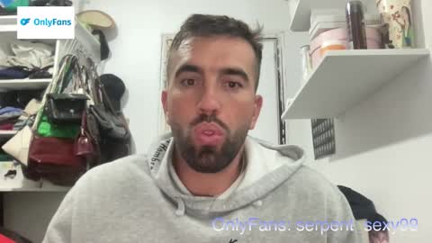 Snapshot of serpent_sexy chatting on December 2, 2025, 12:38 am serpent_sexy online show from December 2, 2025, 12:38 am