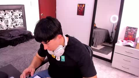 david  online show from March 8, 2025, 8:35 pm