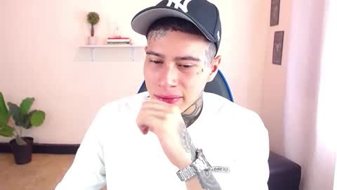 Thomas online show from November 25, 2025, 3:34 pm