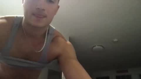 seveninchsteve_ online show from December 12, 2024, 7:52 am