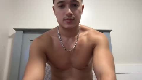 seveninchsteve_ online show from September 21, 2025, 9:49 pm