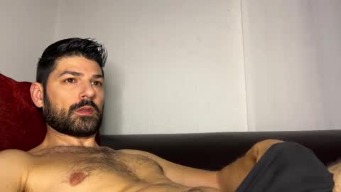 Lucenzo  online show from December 22, 2025, 1:13 am