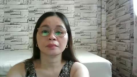 Snapshot of sexi_monica chatting on February 17, 2026, 12:29 am sexi_monica online show from February 17, 2026, 12:29 am