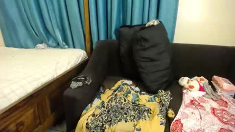 Snapshot of sexie_desire chatting on February 3, 2026, 2:53 am Mari online show from February 3, 2026, 2:53 am