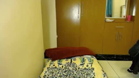 Snapshot of sexie_desire chatting on February 25, 2026, 2:37 pm Mari online show from February 25, 2026, 2:37 pm