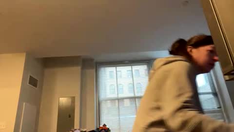 sexislitpuss69 online show from February 12, 2025, 12:33 pm