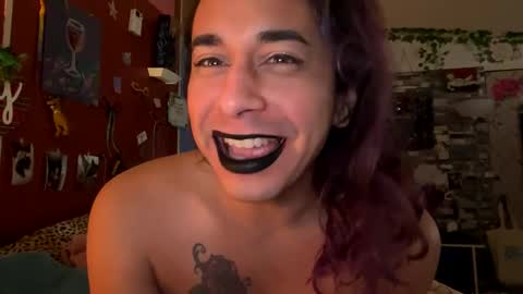 sexiwhiskey699 online show from January 5, 2025, 5:20 pm