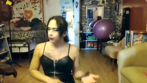 sexiwhiskey699 online show from February 11, 2026, 11:32 pm