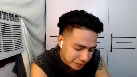 Snapshot of sexloversxxxx chatting on November 9, 2025, 4:55 am HI I AM JAMESPLEASE LET ME DO SOME HOT SHOWS FOR YOU HERE FOR MY SCHOOL AND FOR MY FAMILY online show from November 9, 2025, 4:55 am