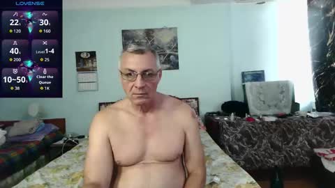sexmen181166 online show from November 6, 2025, 11:44 am