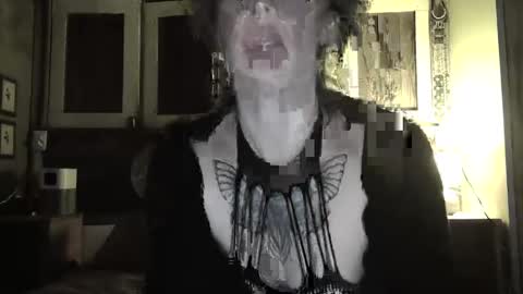 Trixy Rose online show from February 4, 2025, 5:31 am