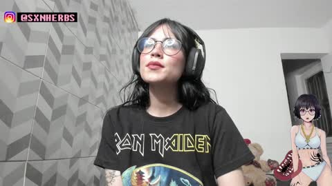 Snapshot of sexnherbs chatting on December 19, 2024, 4:23 am         online show from December 19, 2024, 4:23 am