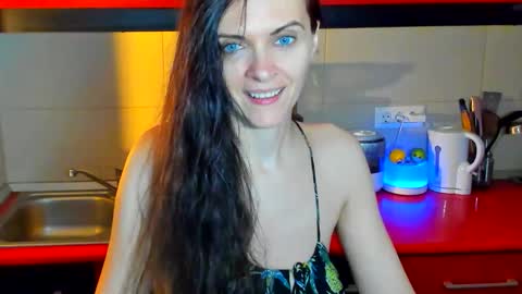 sexqueen1111 online show from November 1, 2025, 1:29 am