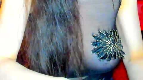 Snapshot of sexqueen1111 chatting on January 19, 2026, 2:04 am sexqueen1111 online show from January 19, 2026, 2:04 am