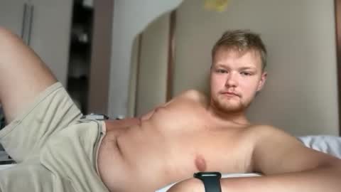 Snapshot of sexual_sbotage chatting on February 14, 2026, 3:58 am Max Leman online show from February 14, 2026, 3:58 am