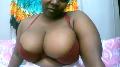 sexxi_ebony online show from February 18, 2026, 5:53 pm