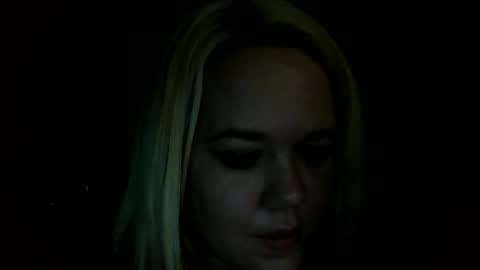 sexxiibossbabe online show from December 15, 2025, 12:09 pm